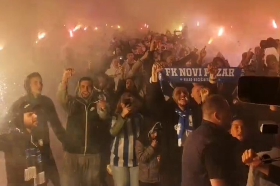 Navijači na dočeku igrača Novog Pazara (Foto: FK Novi Pazar / Instagram, printskrin)