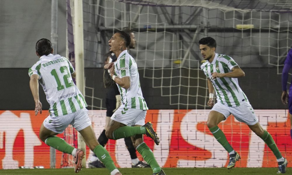 Čelsi i Betis u finalu Lige konferencije!