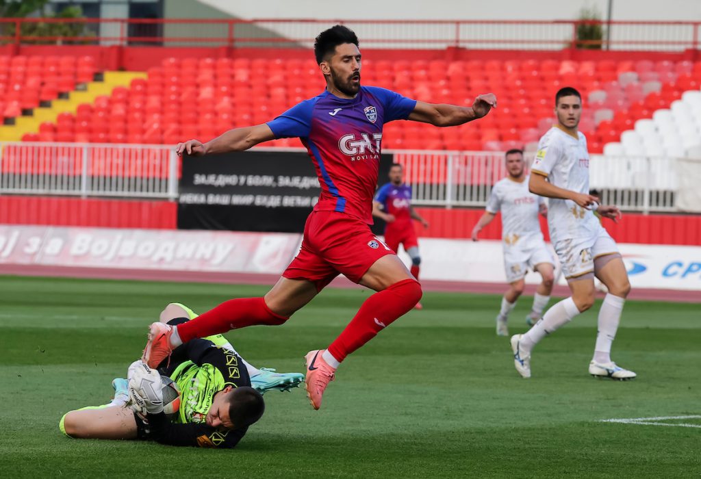 Borba za popunu SLS: Užas – Mladost i Napredak bez šuta u gol!