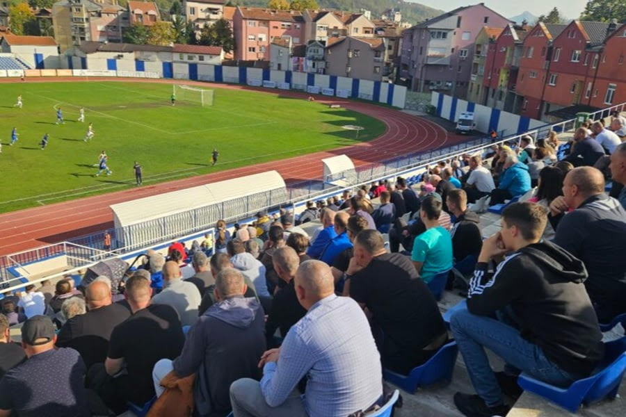 Zapadna tribina stadiona kraj Lima u Priboju / Foto: Alem Rovčanin