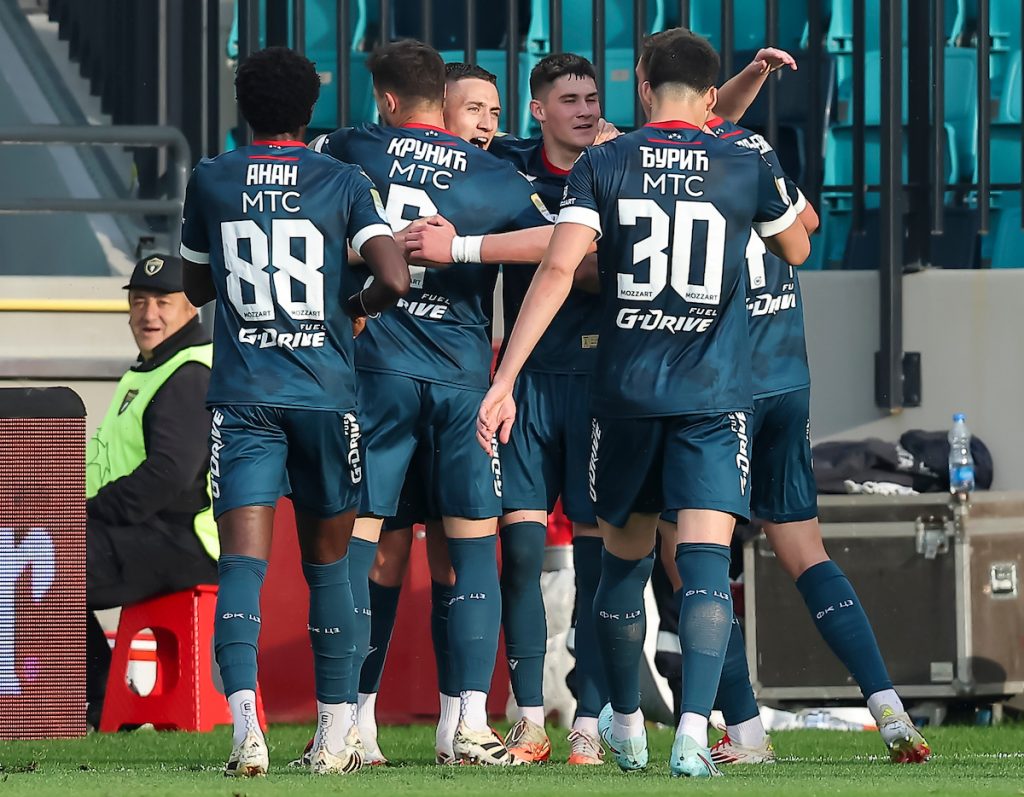 Korak bliže drugom trofeju: Zvezda vodi 1:0, da nije bio gol bio bi penal (VIDEO)
