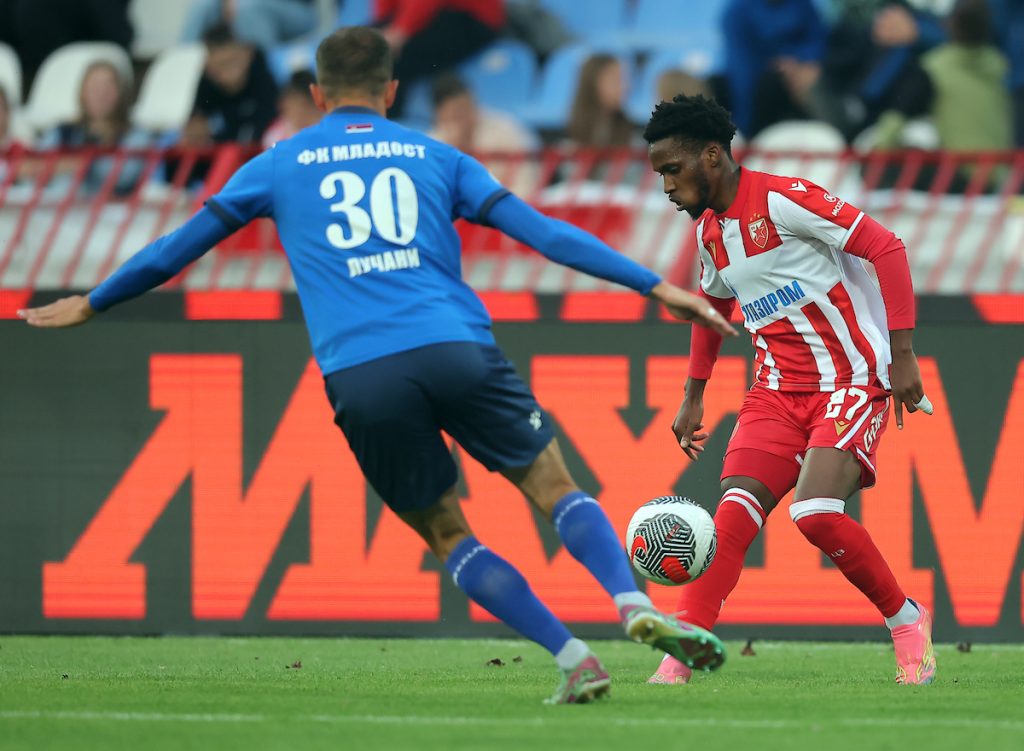 Pobeda za kraj: Zvezda nadigrala Mladost pred 20.000 ljudi na „Marakani“