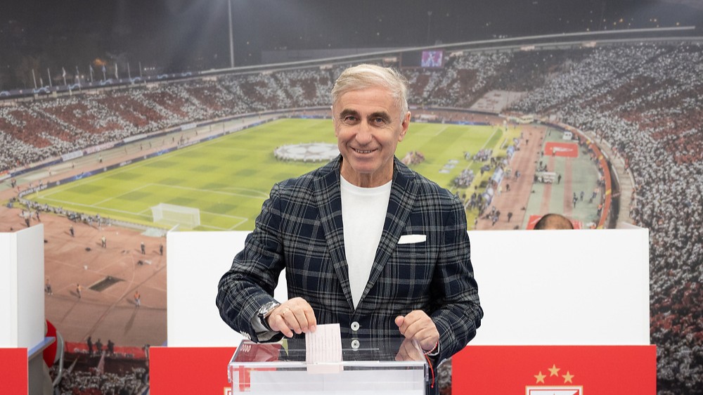 Izabrana Skupština FK Crvena zvezda: Legenda do legende!