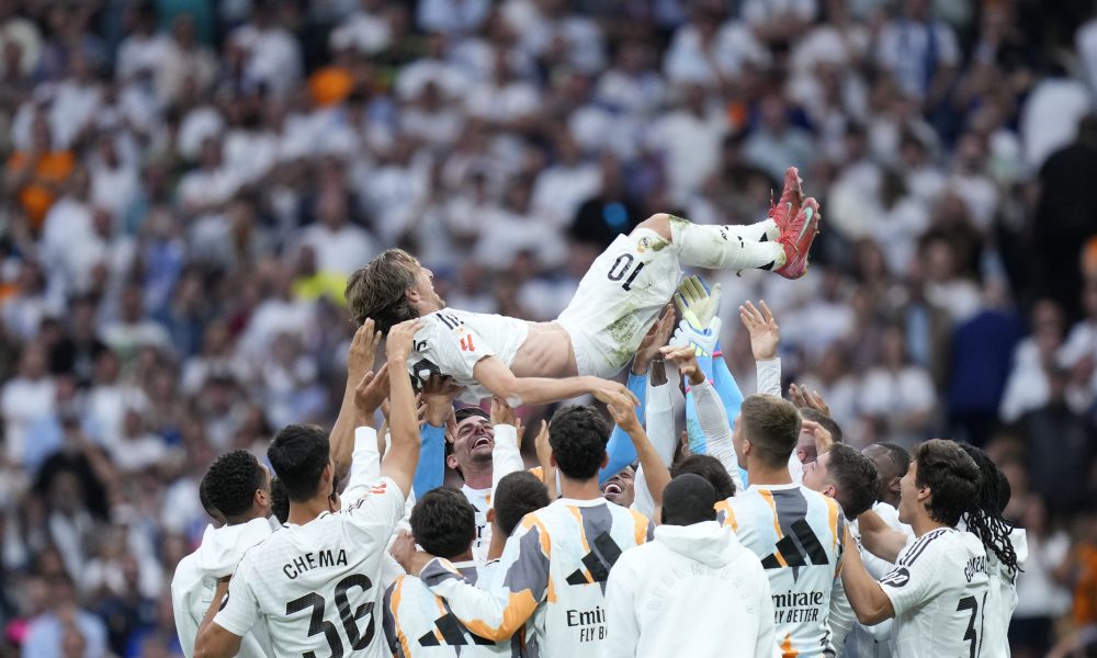 Hrvat napravio haos za kraj! Modrić se na oproštajnoj utakmici sukobio sa Vinisijusom i Belingemom