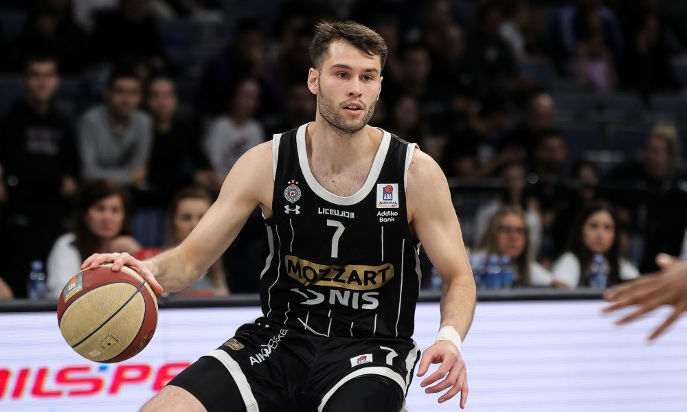 Partizan produžio ugovor s Mariom Nakićem