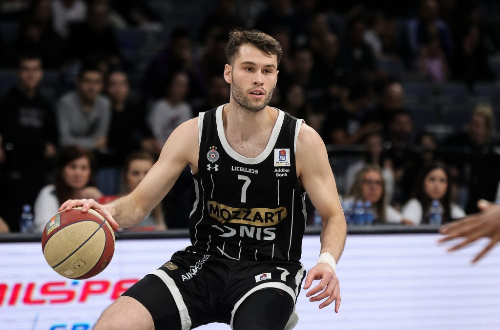 Partizan produžio ugovor s Mariom Nakićem