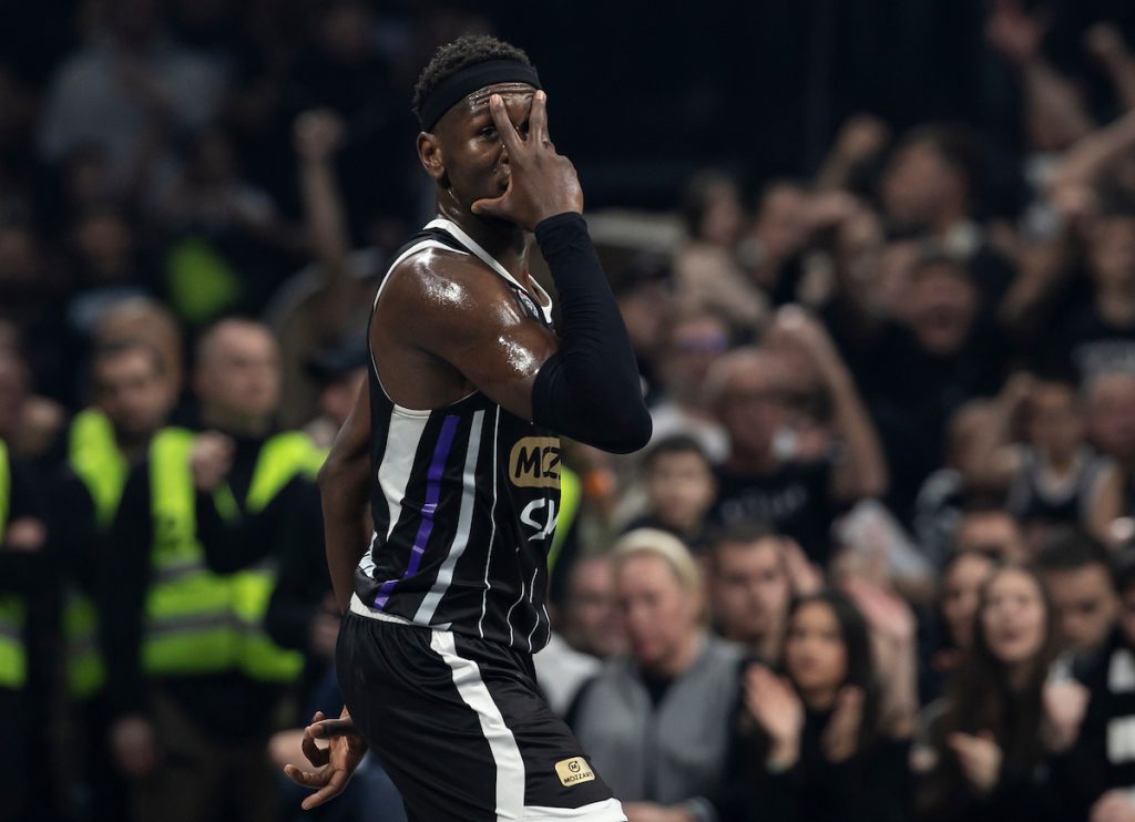Ima li razloga za brigu „grobara“? Amerikanci pišu: Bonga mora da dobije novu šansu u NBA!