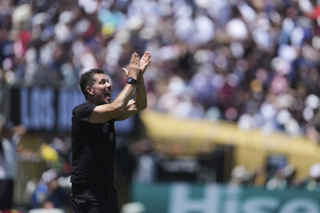 Simeone kuka: Lako je Enrikeu, istresli su mu 70.000.000 evra u januaru