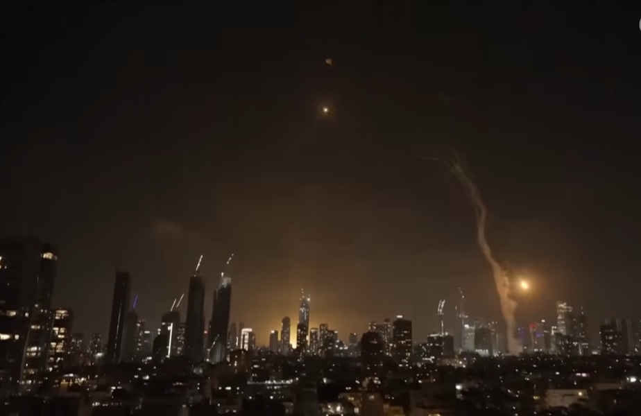 Vest „Hitno“! Iranska raketa pogodila rezidenciju Itudisa
