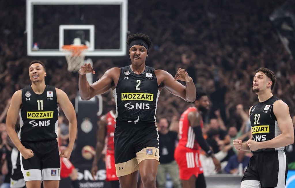 Loša vest za Partizan: Miljenik „grobara“ mogao bi da se pridruži Lebronu i Dončiću!