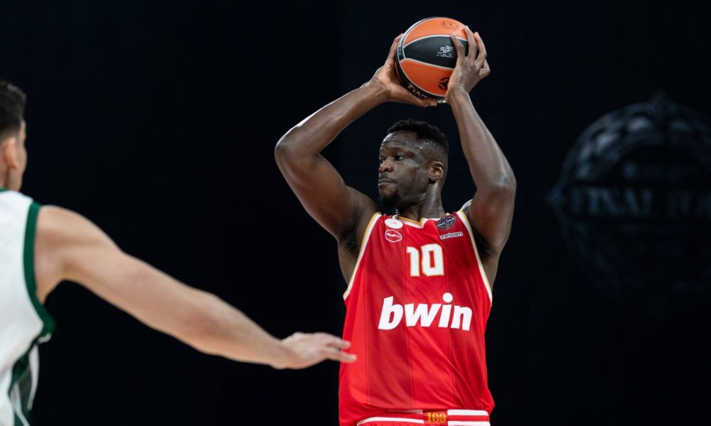 Loša vest za Olimpijakos, možda i za Zvezdu: Centar propušta celu sezonu!