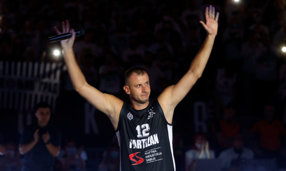Zvanično: Novica Veličković ponovo u Partizanu!
