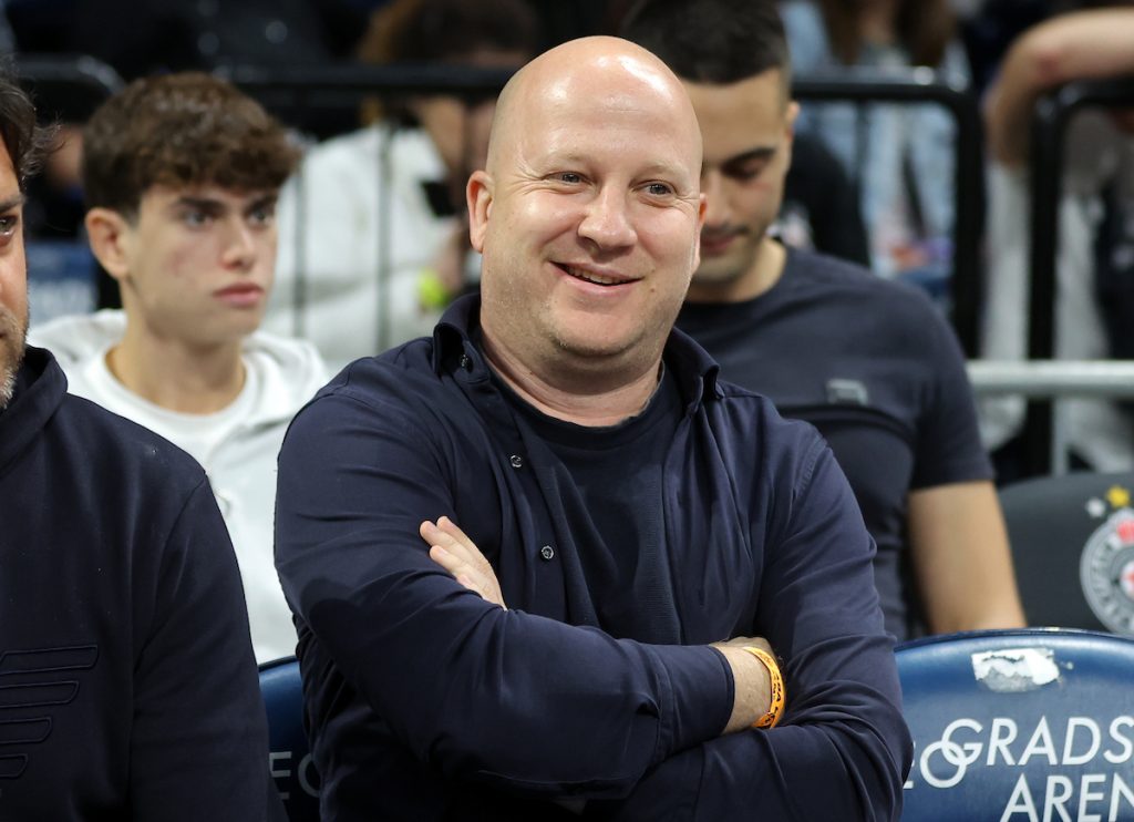 Šok u Atini – Marko Nikolić otpustio asistenta zbog toga što je gledao utakmicu Crvene zvezde?