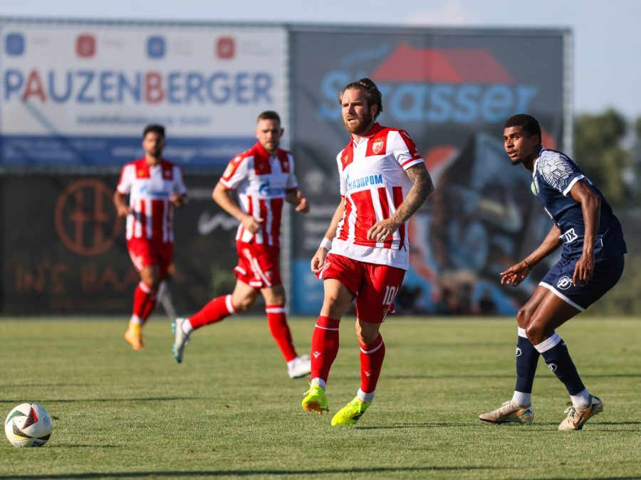 Aleksandar Katai na utakmici protiv Puškaš Akademija (Foto: FK Crvena zvezda)