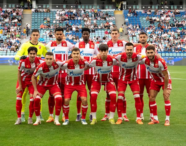 Fudbaleri Crvene zvezde (Foto: Crvena zvezda)
