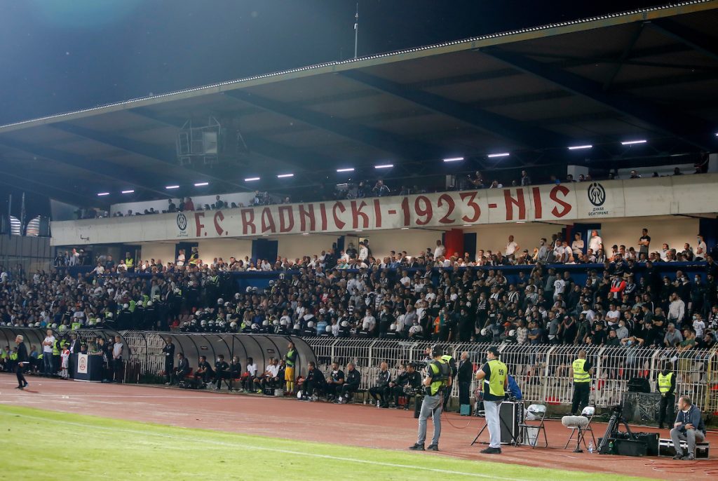 Nišlije digle glas: Dosta nam je ocena kvazi komisija iz Beograda! Kome smeta Radnički i zašto?