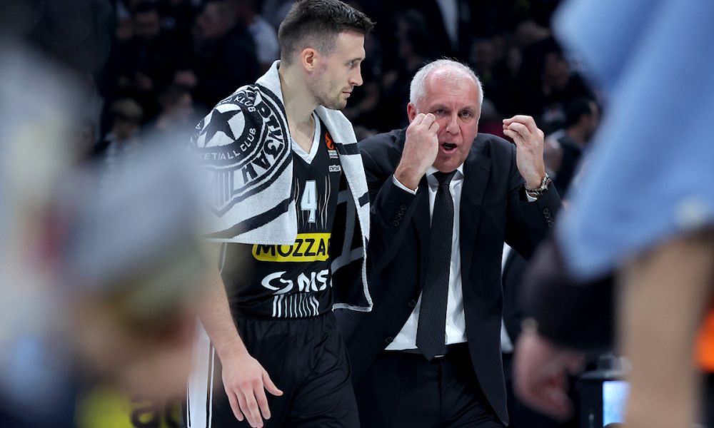 Hit scena u Čačku! Aleksa davao intervju u kafani uz rakiju, a onda je uleteo Željko (VIDEO)