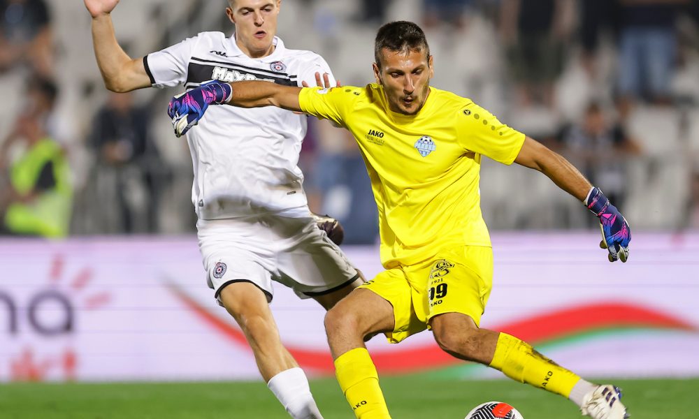Ovo kao da je bog režirao – centaršut sa leve strane i gol glavom! Kostić kao Mance 1983! (VIDEO)