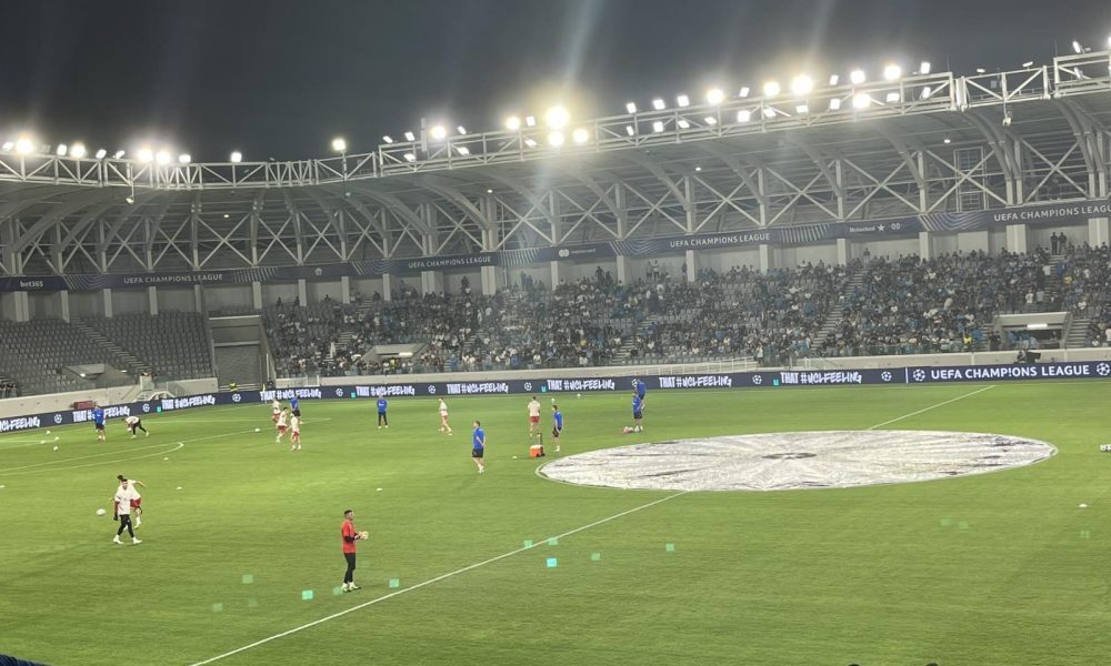 Sve miriše na spektakl: Puni se „Alfamega“ stadion, pristižu i verne „delije“ (FOTO/VIDEO)