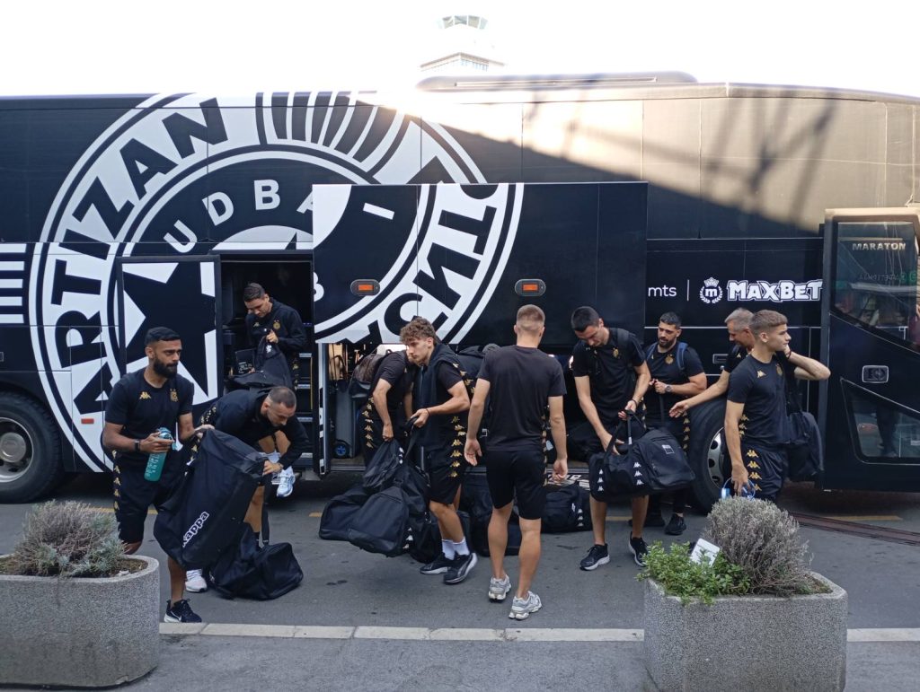 Partizan otputovao u Škotsku, Blagojević ima ogroman problem