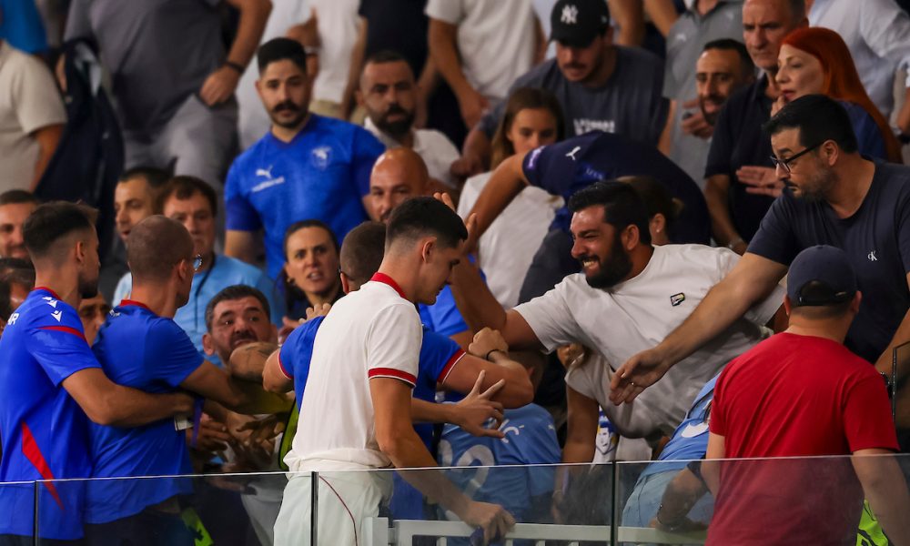 Sramota! Redar udario igrača Zvezde! Arnautović hteo da se obračuna sa nasilnicima! (VIDEO)