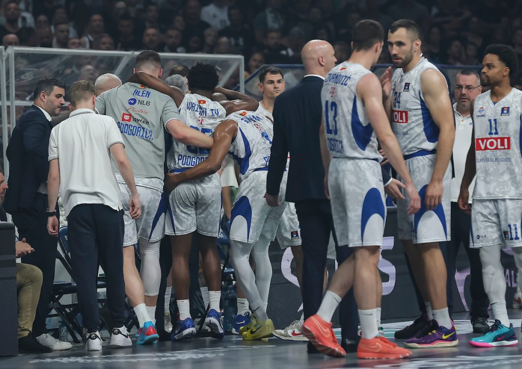 Nekadašnji košarkaš Lejkersa potpisao za Budućnost (VIDEO)
