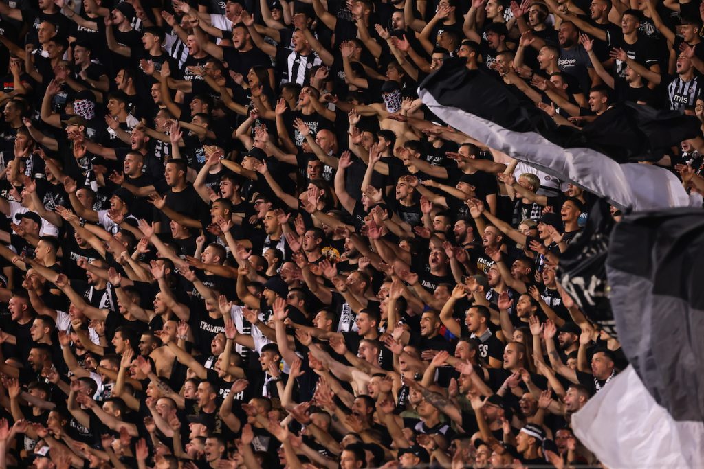 Ovako nešto odavno nismo videli u Areni! Trener gostiju dočekan aplauzima (VIDEO)