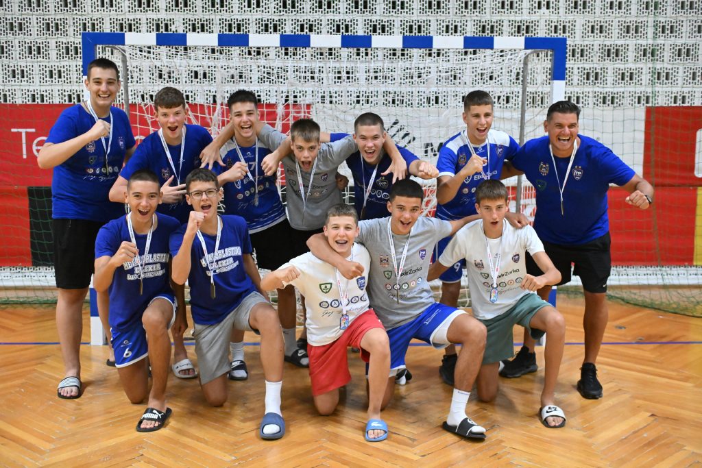 Rukometaši Metaloplastike pobedili na Sportskim igrama mladih u Splitu