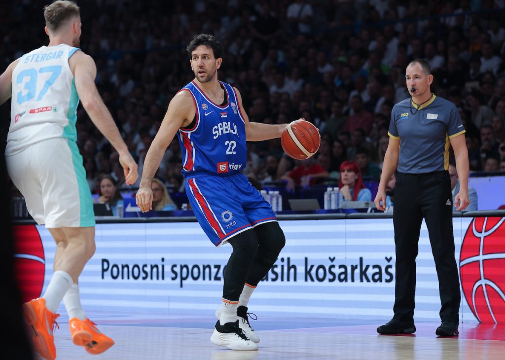 Dobre vesti iz Arene – zaigrao Micić! Odmah pogodio trojku (FOTO)