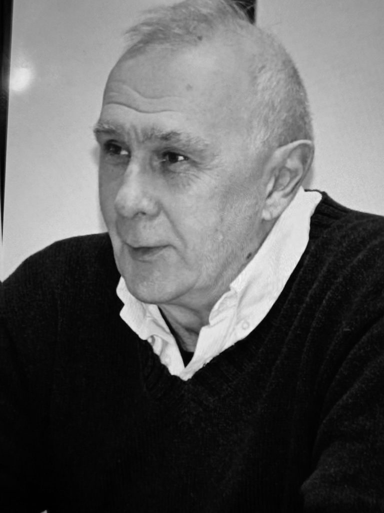 Preminuo Aca Ostojić, bard košarkaškog novinarstva
