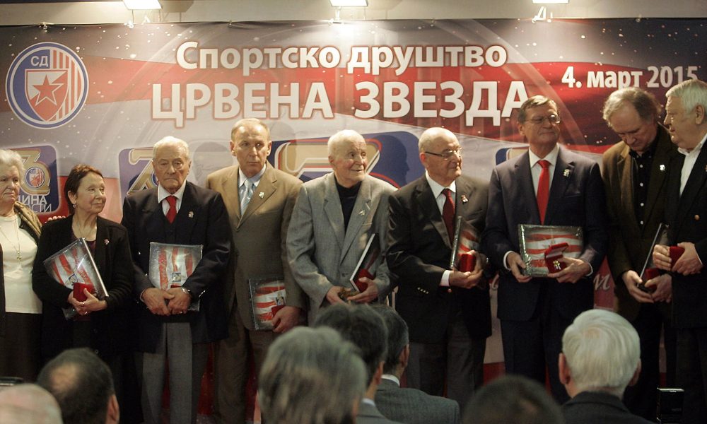 Legenda Zvezde primljena u bolnicu, uz nju kao podrška Zvezdan Terzić (FOTO)