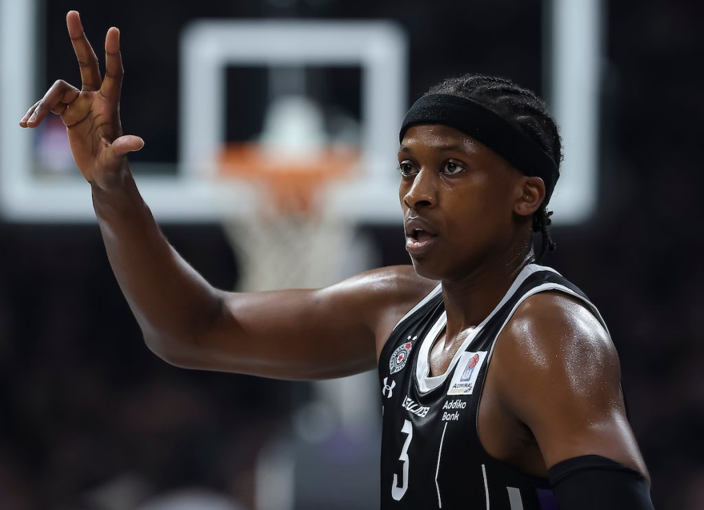 Partizan je spreman da pusti Nilikinu u Atinu, ali pod jedim uslovom