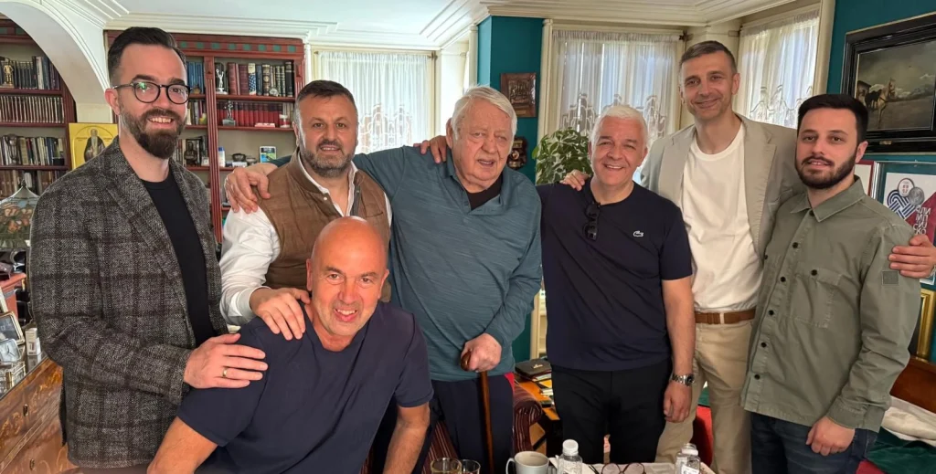 Zvezdina legenda je u bolnici, oglasio se klub: Počinje sezona, čekamo te!
