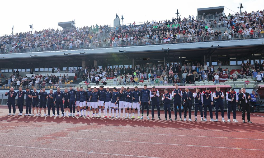 Sramno: Srpskim navijačima oduzete zastave! FSS momentalno reagovao