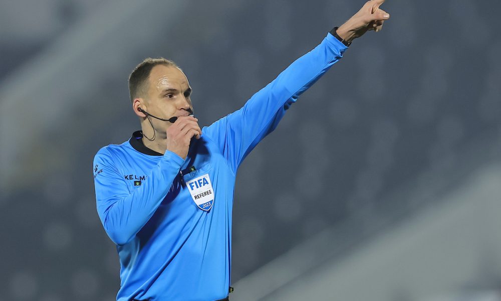 Istorijat arbitra 177. večitog derbija: Zvezda ga ne pamti po dobrom, nije dobila nijedan od dva derbija kada je on sudio (VIDEO)