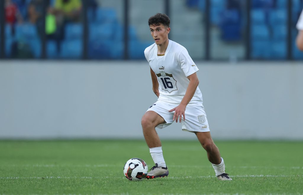Gimaraeš slavi Mitrovića: Fenomenalan gol Srbina za remi protiv Brage (VIDEO)