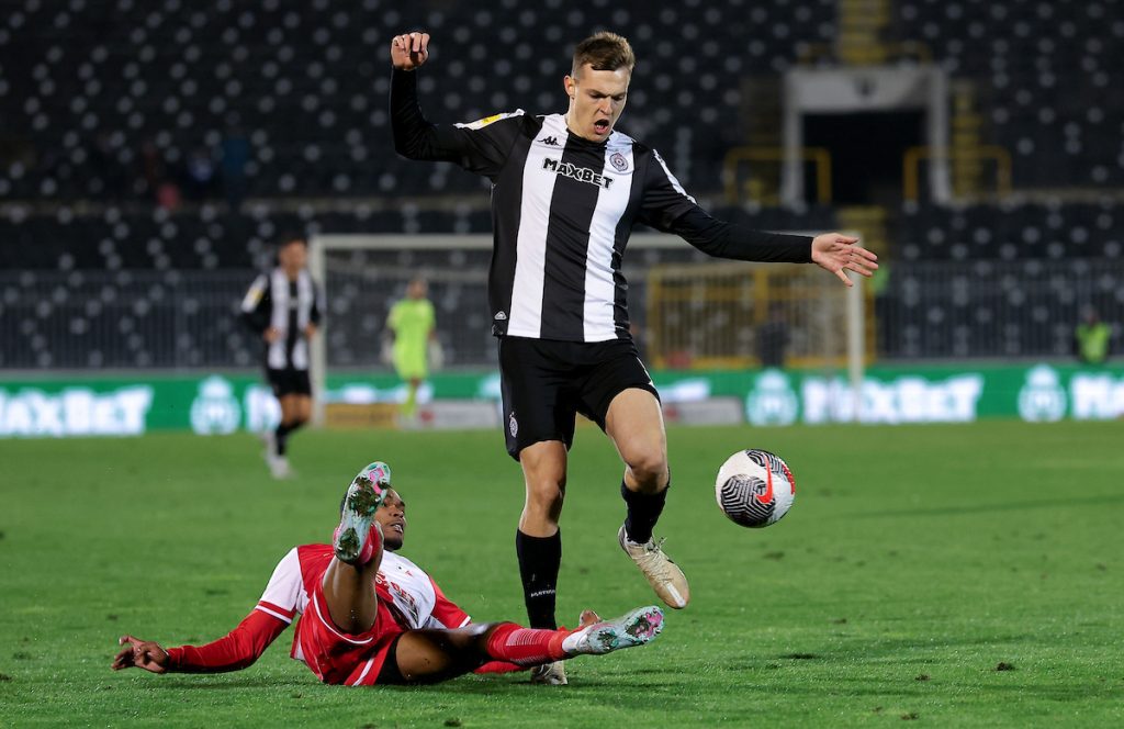 Šta čeka Partizan i Vojvodinu do plej-ofa? Evo ko ima lakši raspored u borbi za drugo mesto