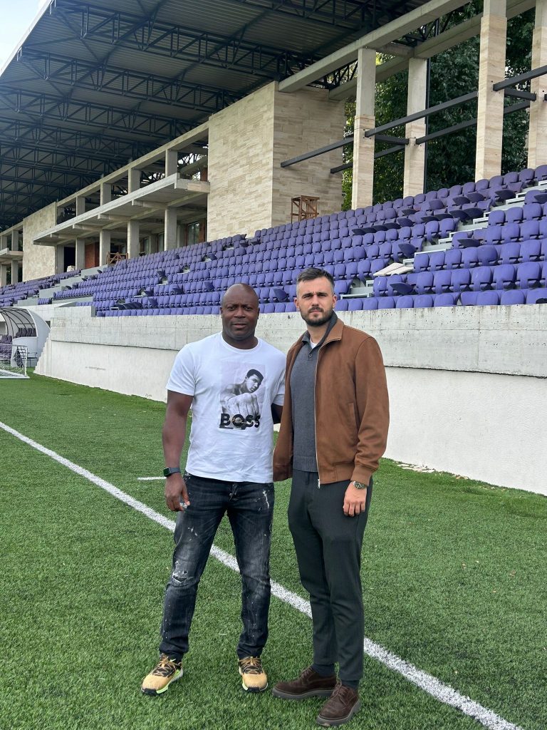 Legenda Premijer lige u poseti Grafičaru: Dogovorena saradnja sa srpskim klubom