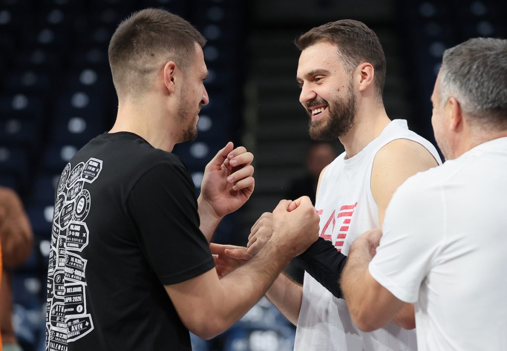 Nekadašnji košarkaš Zvezde u srdačnom razgovoru sa crno-belima (VIDEO)