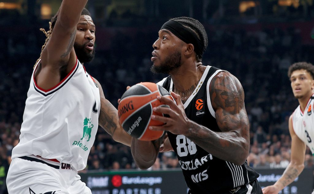 Evroliga kaznila Partizan