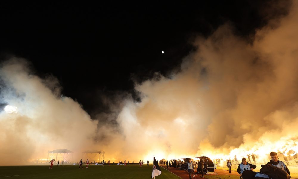 Fenomenalna atmosfera u Humskoj: Bakljada povodom 80. rođendana Partizana (VIDEO)