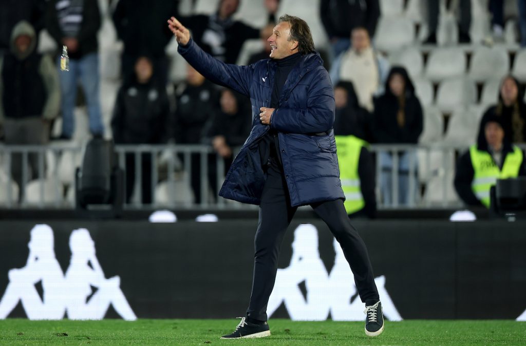 Tanjga zagrmeo na Partizan i arbitre: Ova sramotna utakmica je laž! Sudija je kumio i plakao, pa mi pokazao crveni karton bez razloga (VIDEO)