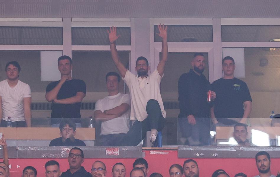 Zasenio i Đokovića! Zvezdin navijač hit na društvenim mrežama (VIDEO)