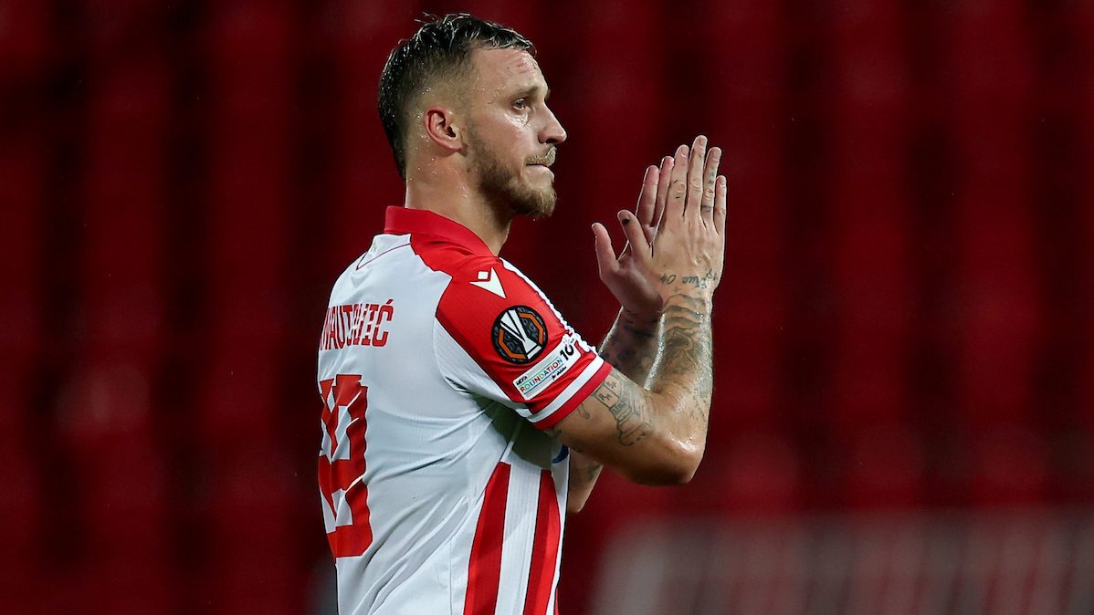 Ovo ne izgleda dobro! Arnautović na štakama pozdravio navijače (FOTO/VIDEO)