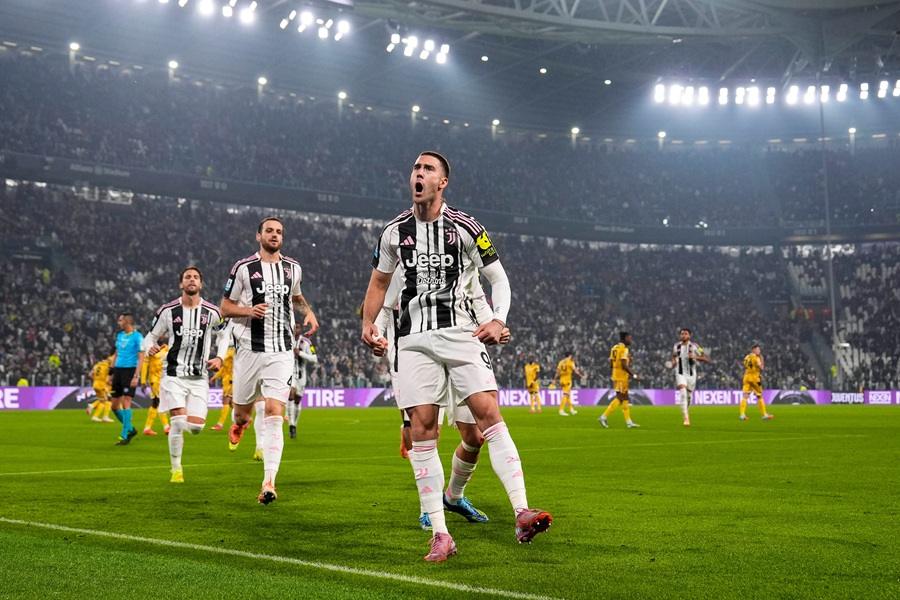 Prija mu Liga šampiona: Vlahović zatresao i mrežu Sportinga (VIDEO)