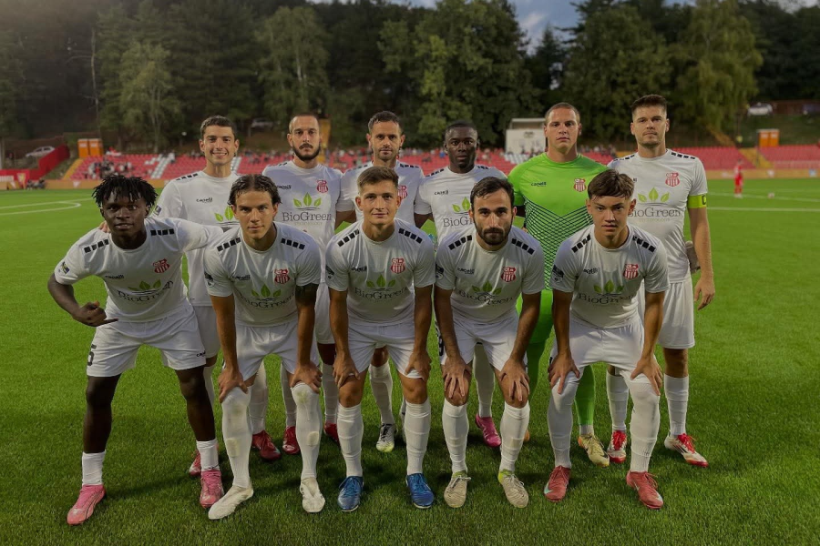 Tim Vršca uoči jedne od utakmica tokom jeseni (Tim Vršca uoči jedne od utakmica tokom jeseni / Foto: OFK Vršac / Fejsbuk, printskrin)