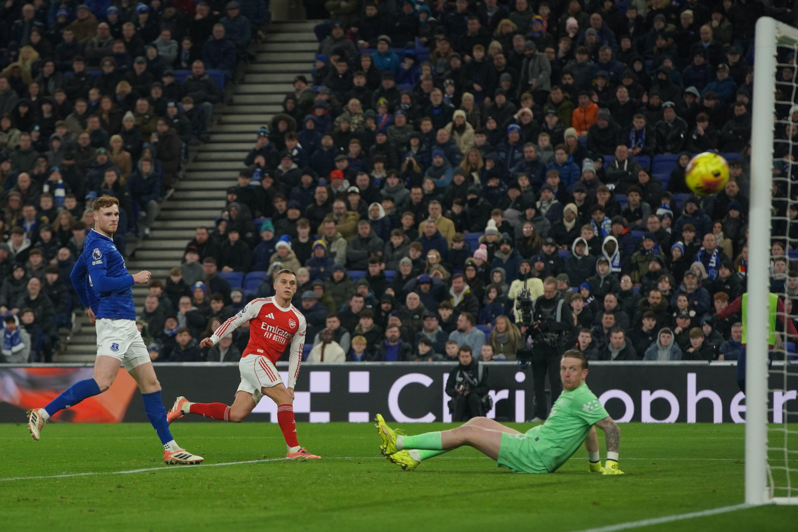 Arsenal se vratio na mesto kolovođe, presudio gol iz penala
