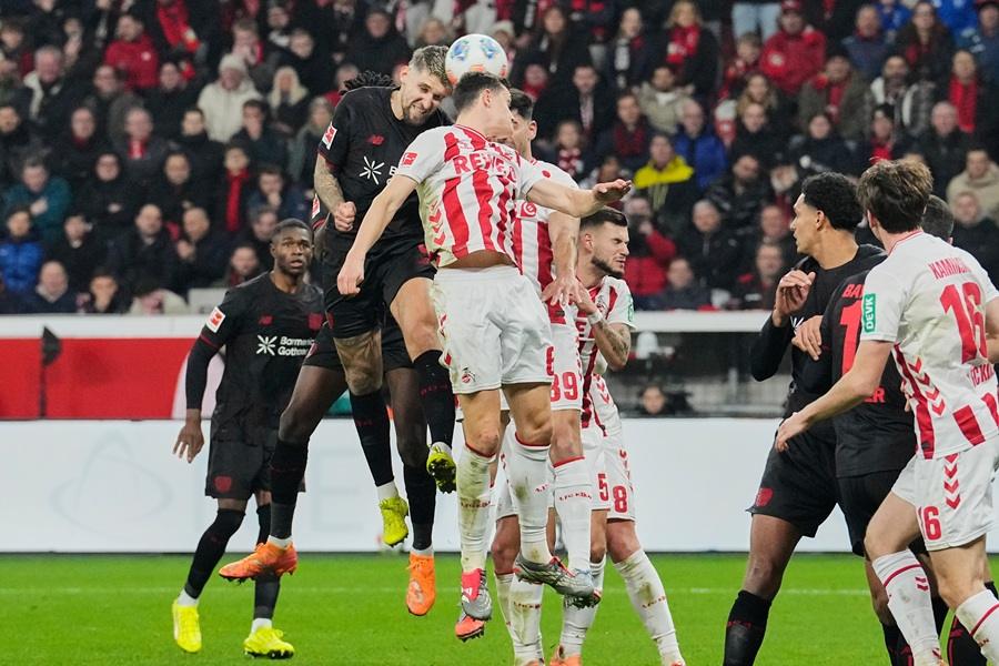 Bundesliga: Bajer dao dva gola za šest minuta i pobedio komšiju (VIDEO)