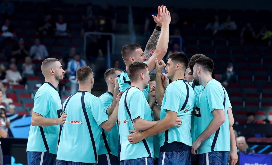 „Iskupljenje“ za Koper: Slovenci nadigrali Šveđane i upisali prvu pobedu u kvalifikacijama (VIDEO)