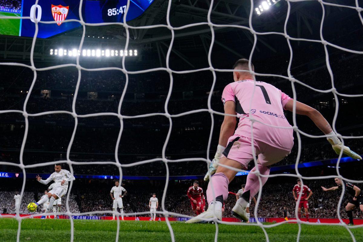 La Liga: Real se mučio, ali održao korak za Barselonom